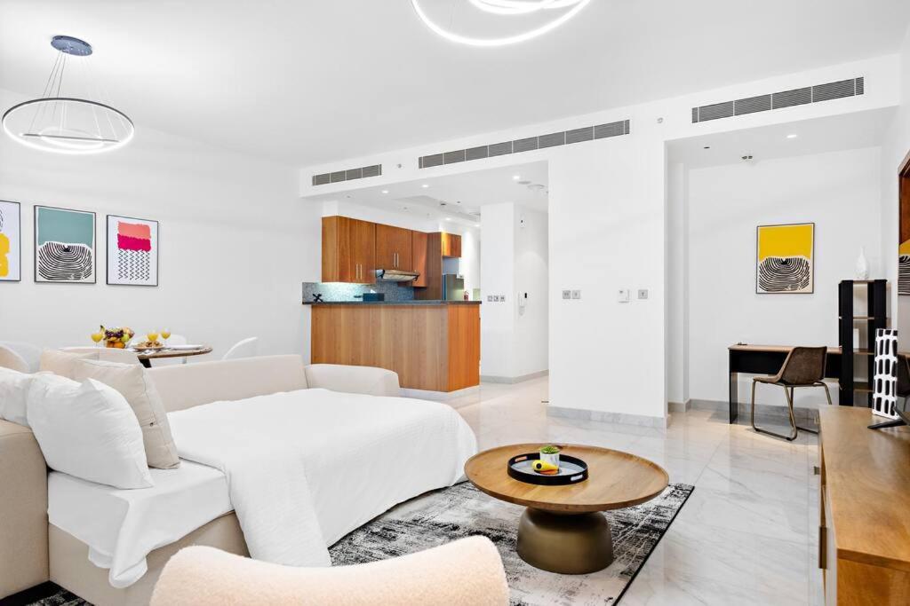 Apartment First Class 1br Elegance In Difc Dubai